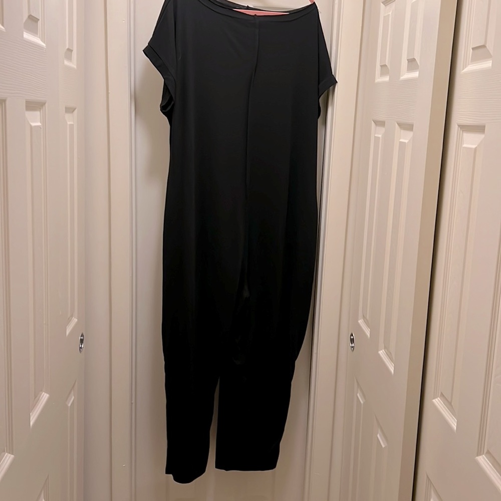 Mislook Black short sleeve jumpsuit.